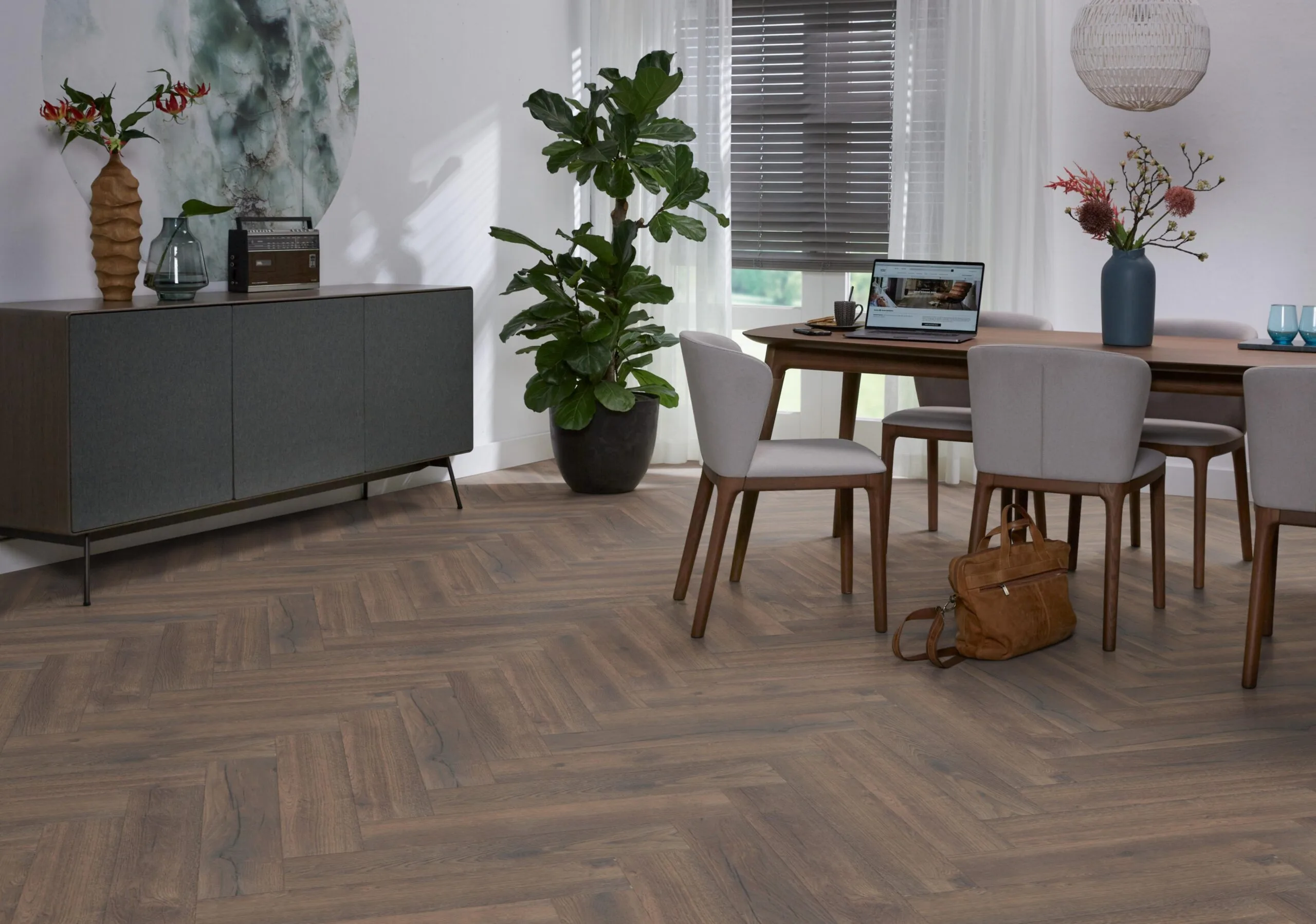 Ambiant Visgraat Laminaat Marquant donker eiken gerookt