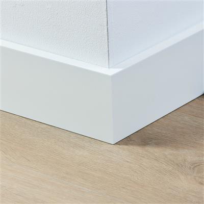 Gelakte plint Amsterdam RAL 9010 (lengte 2.40m)
