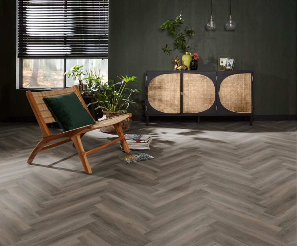 Ambiant Spigato Avanto visgraat click SRC dark grey PVC