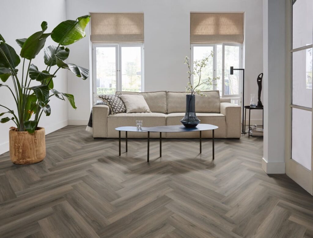 Ambiant Spigato Avanto visgraat click SRC dark grey PVC