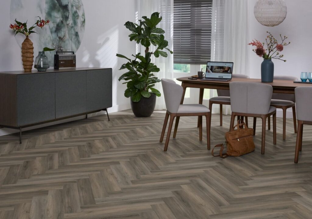 Ambiant Spigato Avanto visgraat click SRC dark grey PVC
