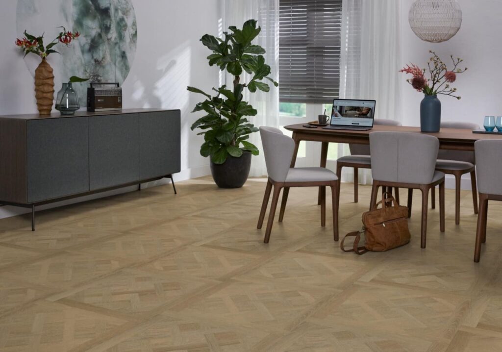 Ambiant Royal dryback sun kissed PVC