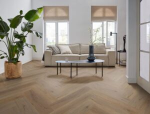 Ambiant Spigato Vivero visgraat dryback smoky PVC