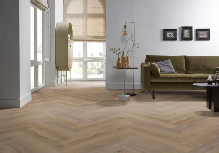 Ambiant Spigato Vivero visgraat click SRC smoky PVC