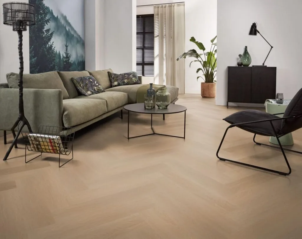 Ambiant Spigato Estino visgraat dryback dark oak PVC