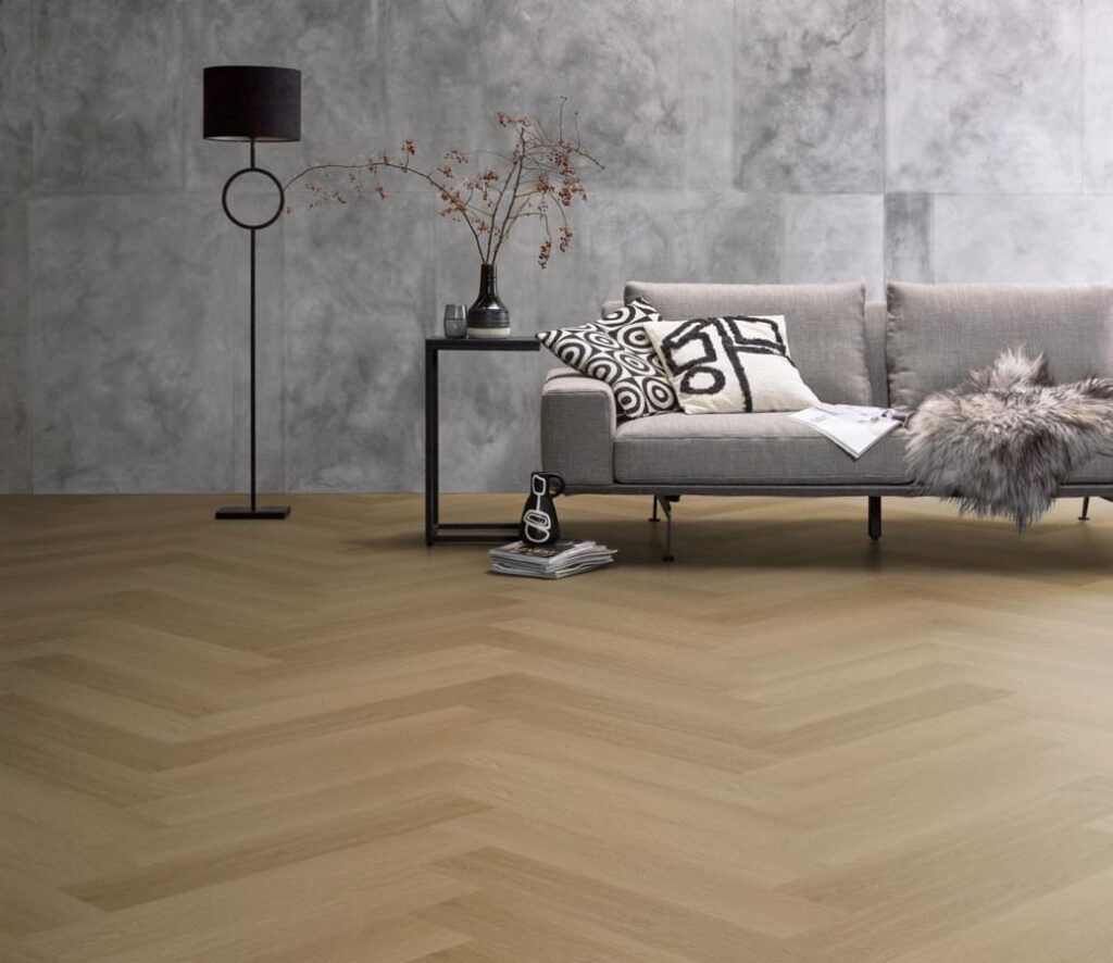 Ambiant Spigato Estino visgraat dryback warm oak PVC