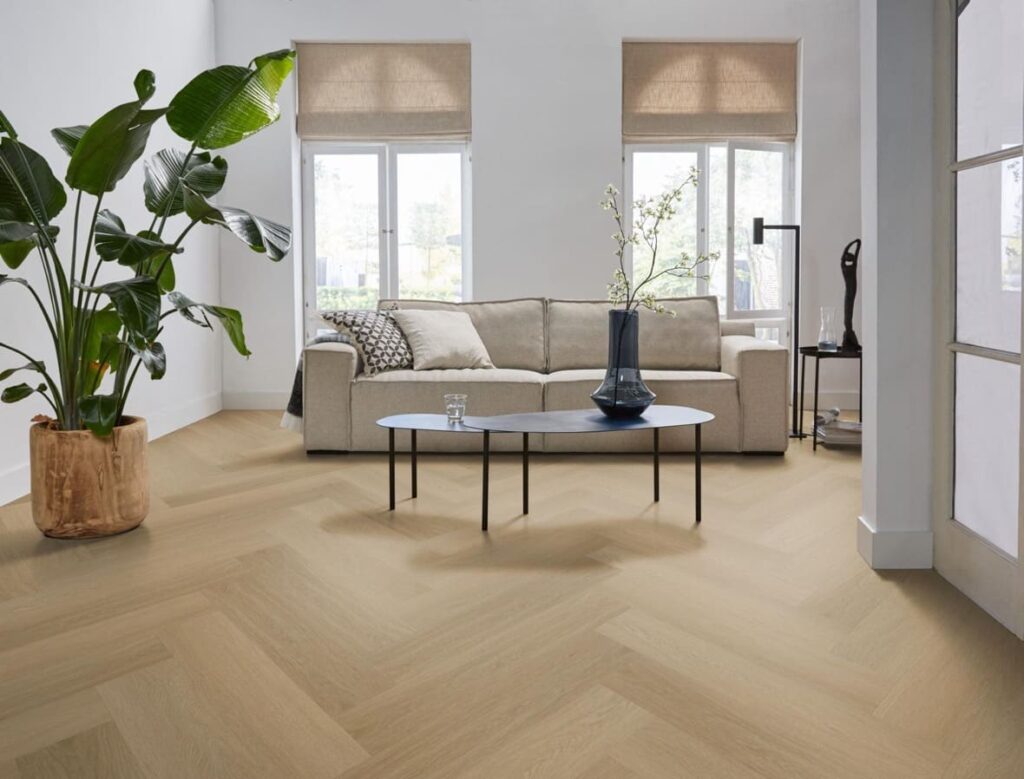 Ambiant Spigato Estino visgraat dryback warm oak PVC