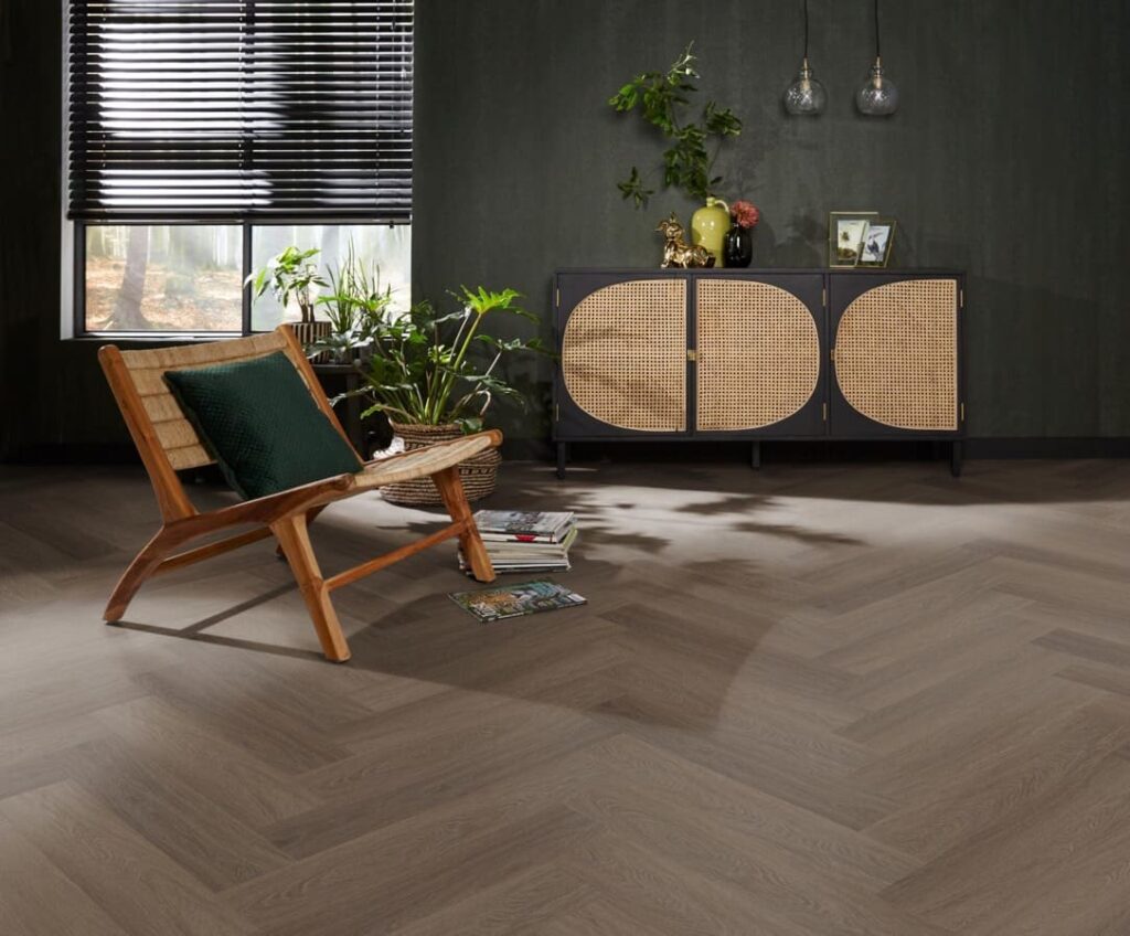 Ambiant Spigato Estino visgraat dryback brown PVC