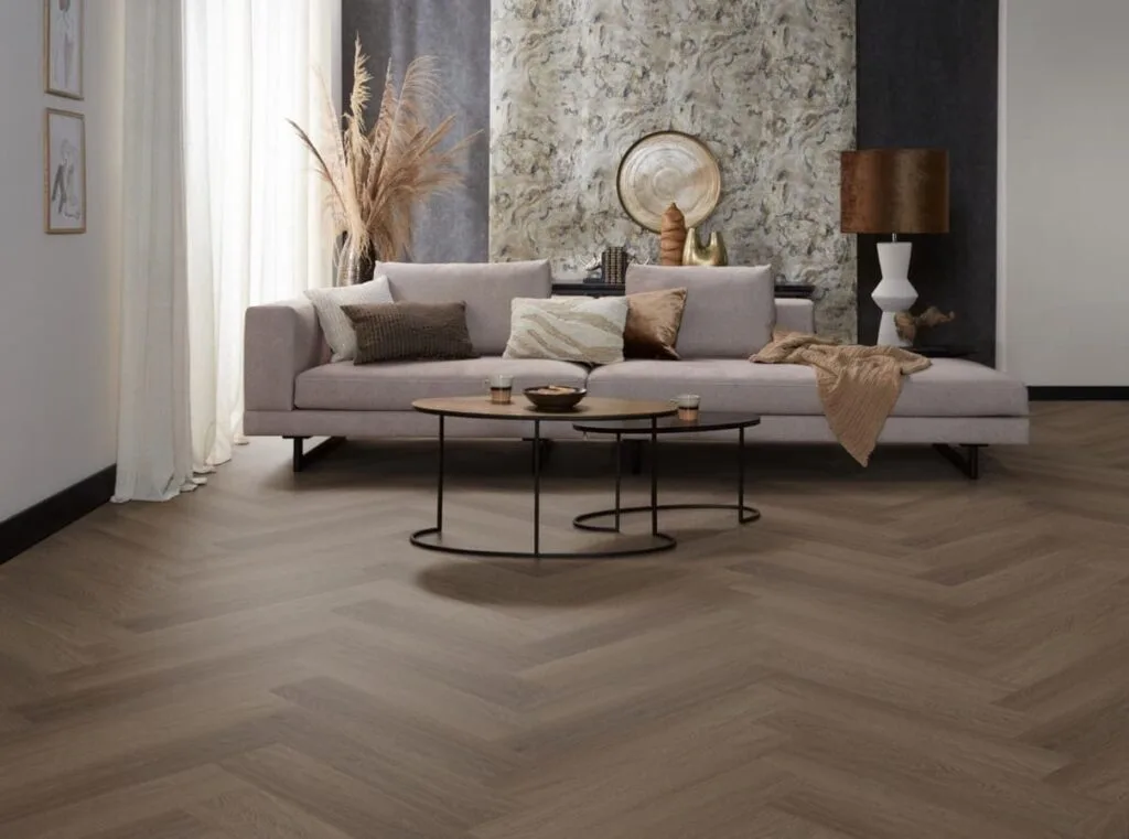 Ambiant Spigato Estino visgraat SRC brown - Click PVC