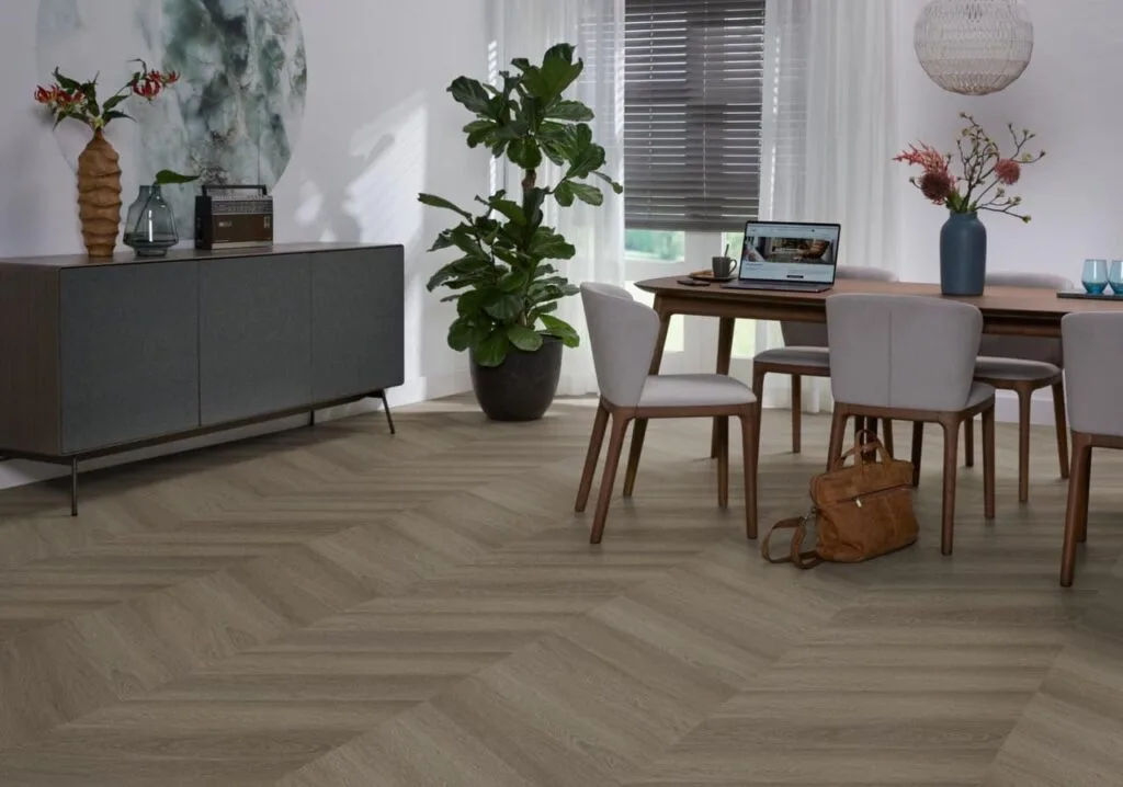 Ambiant Spigato Estino hongaarse punt dryback brown PVC