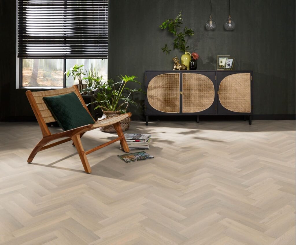 Ambiant Spigato Avanto visgraat smal dryback beige PVC