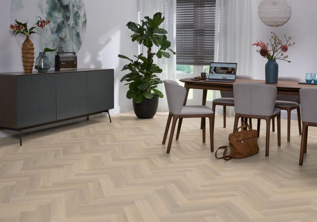 Ambiant Spigato Avanto visgraat smal dryback beige PVC