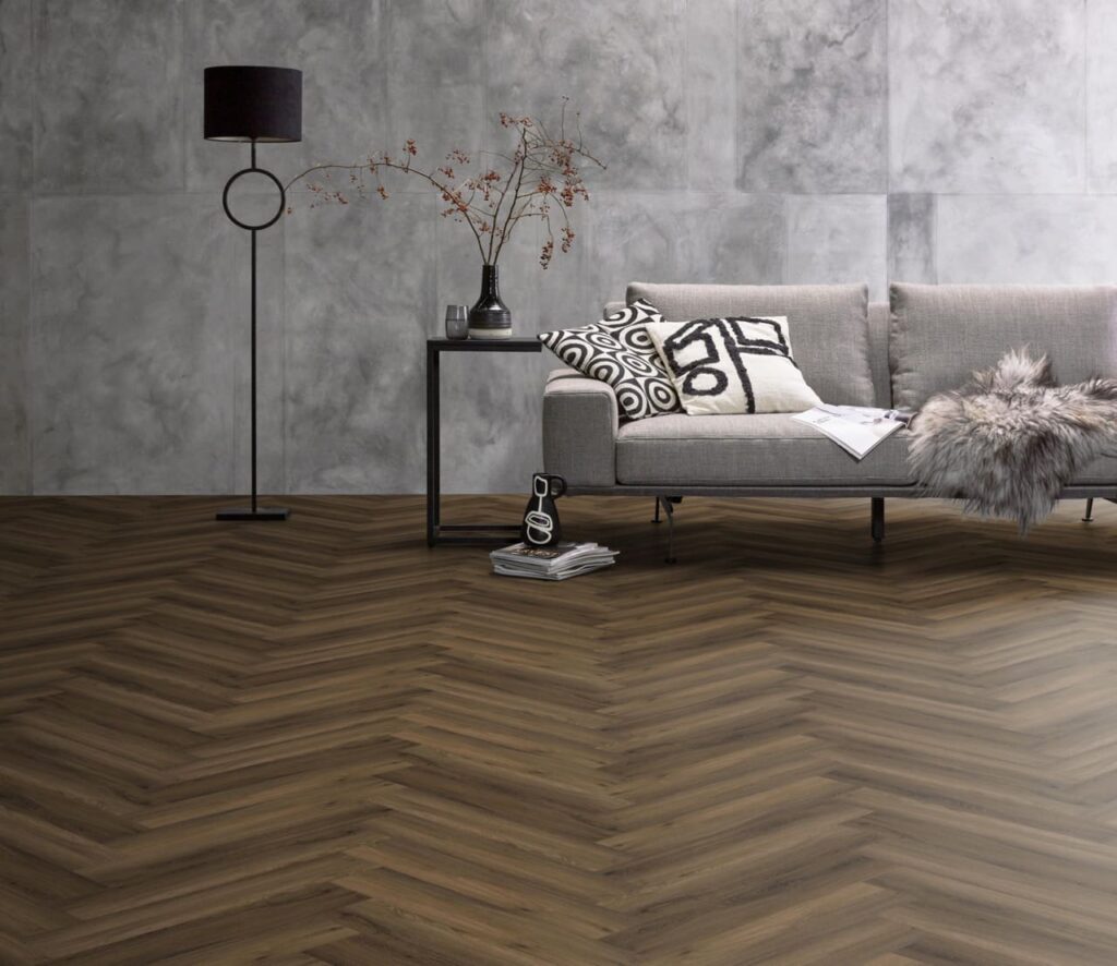 Ambiant Spigato Avanto visgraat dryback warm brown Plak PVC