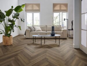 Ambiant Spigato Avanto visgraat dryback warm brown Plak PVC