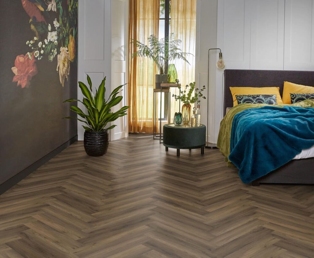 Ambiant Spigato Avanto visgraat dryback warm brown Plak PVC