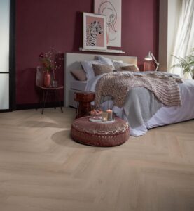 Ambiant Spigato Navaro visgraat dryback dark oak PVC