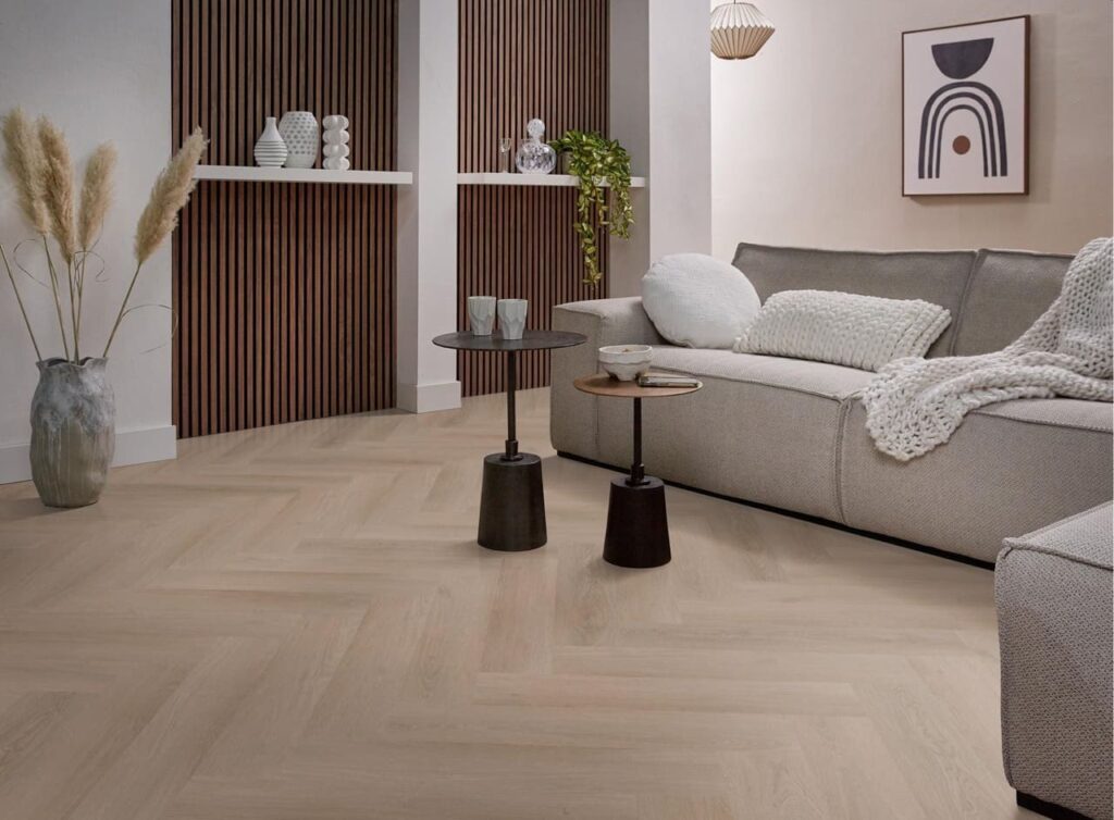 Ambiant Spigato Navaro visgraat dryback dark oak PVC