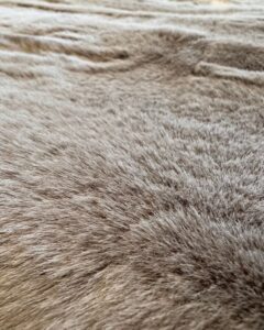 cozy bunny vloerkleed donker grijs