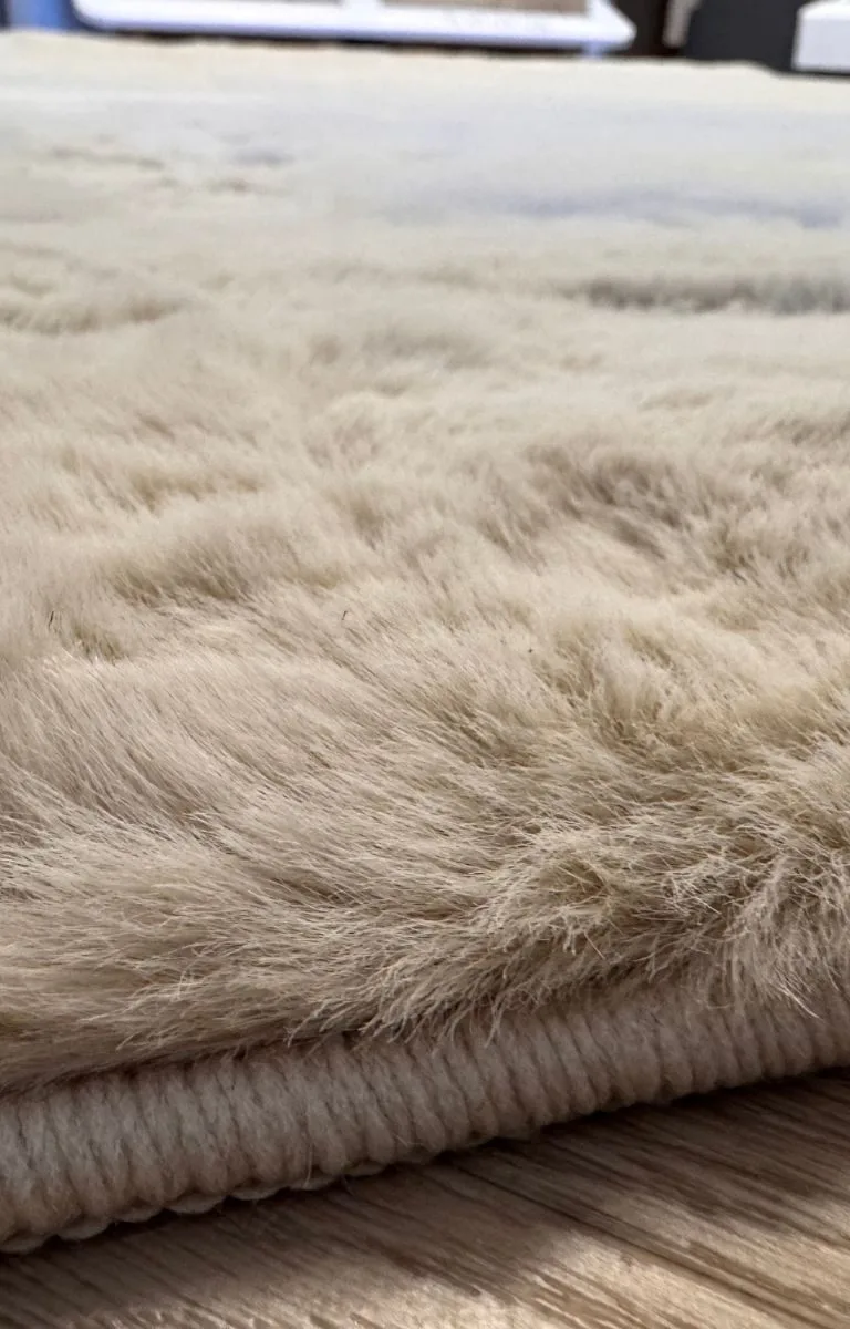 cozy bunny vloerkleed beige