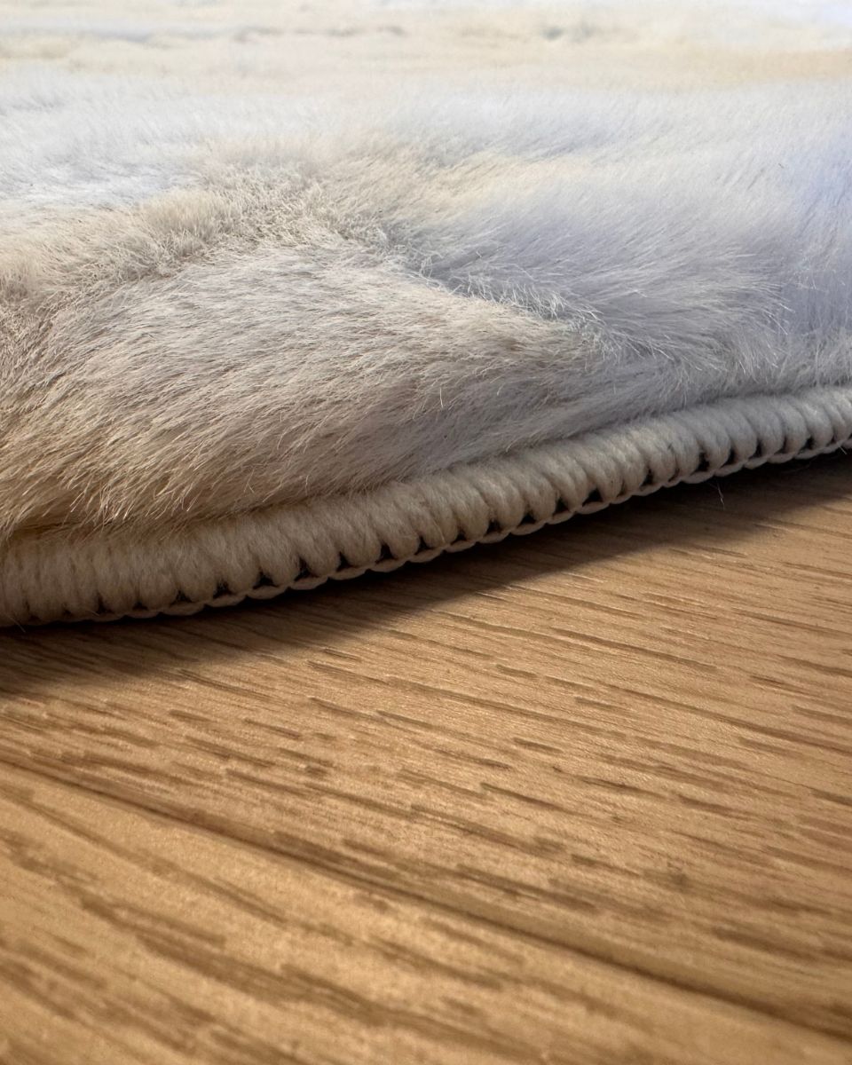 cozy bunny vloerkleed ivory