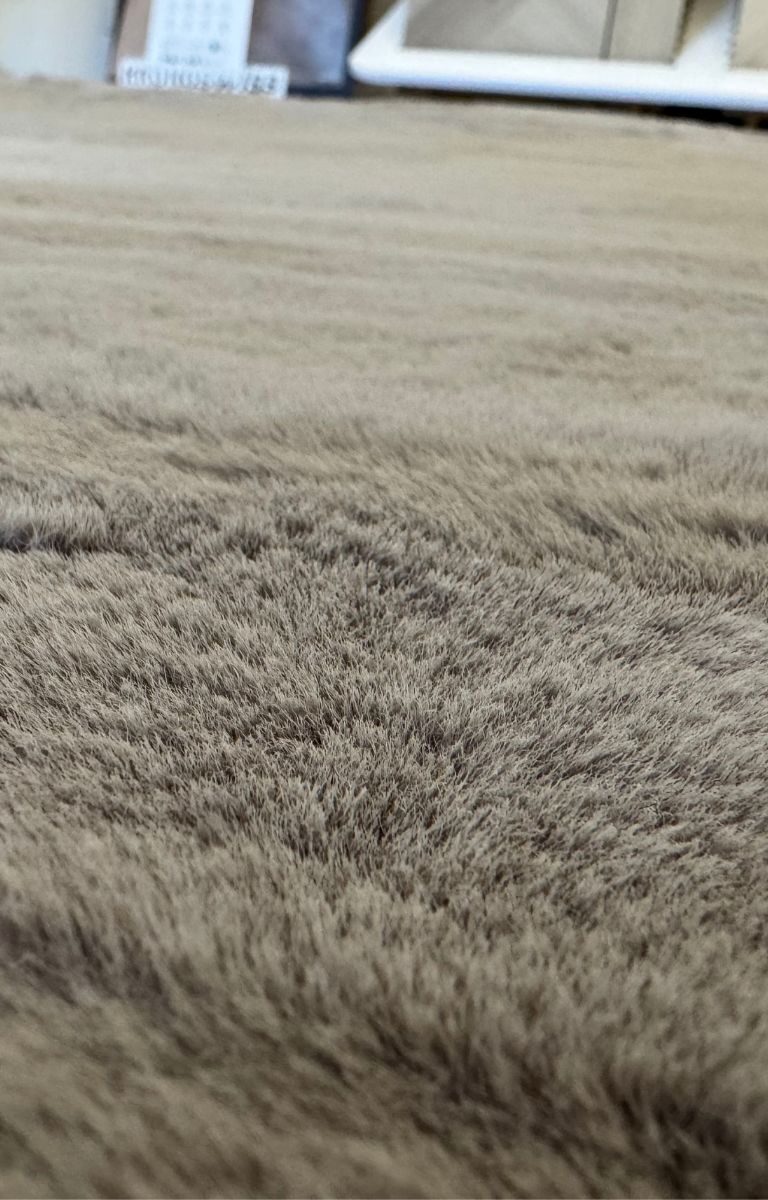 cozy bunny vloerkleed taupe