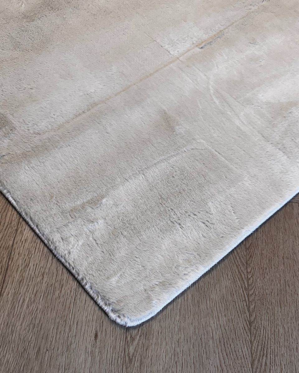 fluffy vloerkleed beige