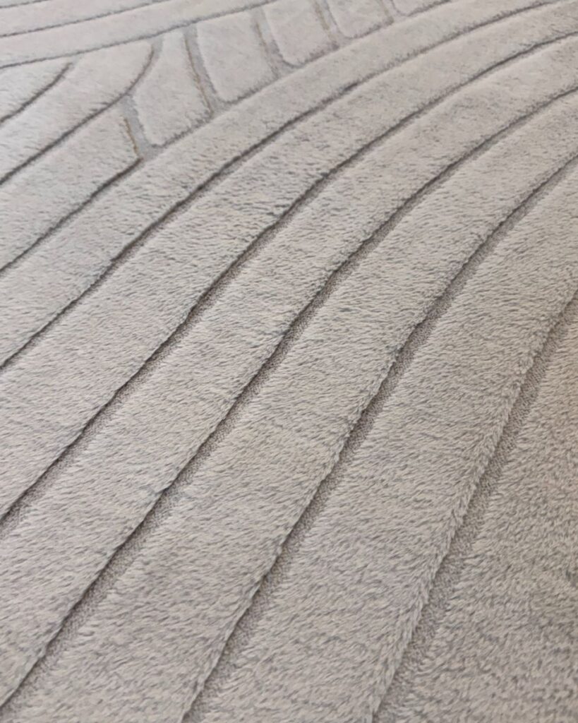 japandi cirra vloerkleed zilver