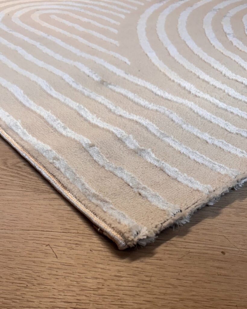 japandi shine vloerkleed licht beige