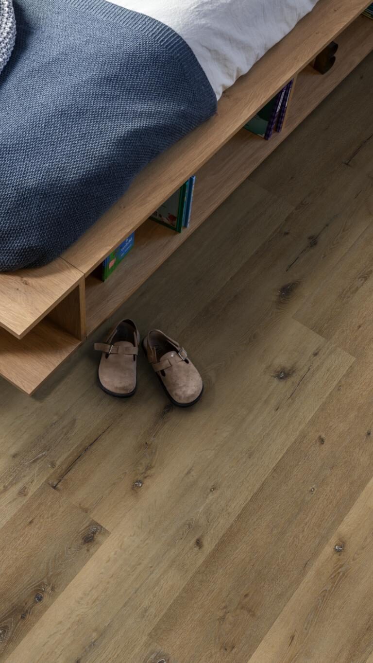 essenzo click src dark oak