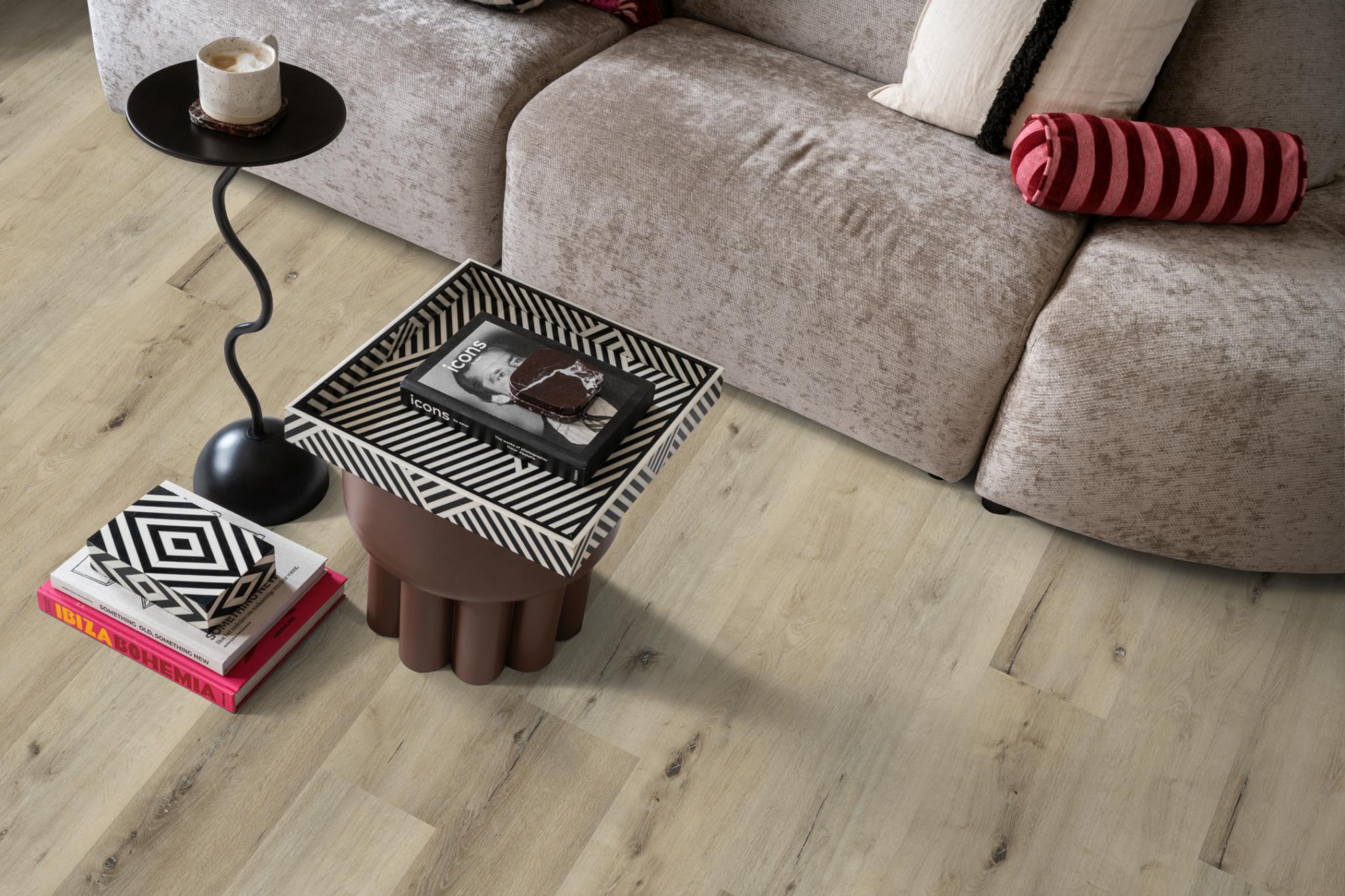 essenzo click src light oak