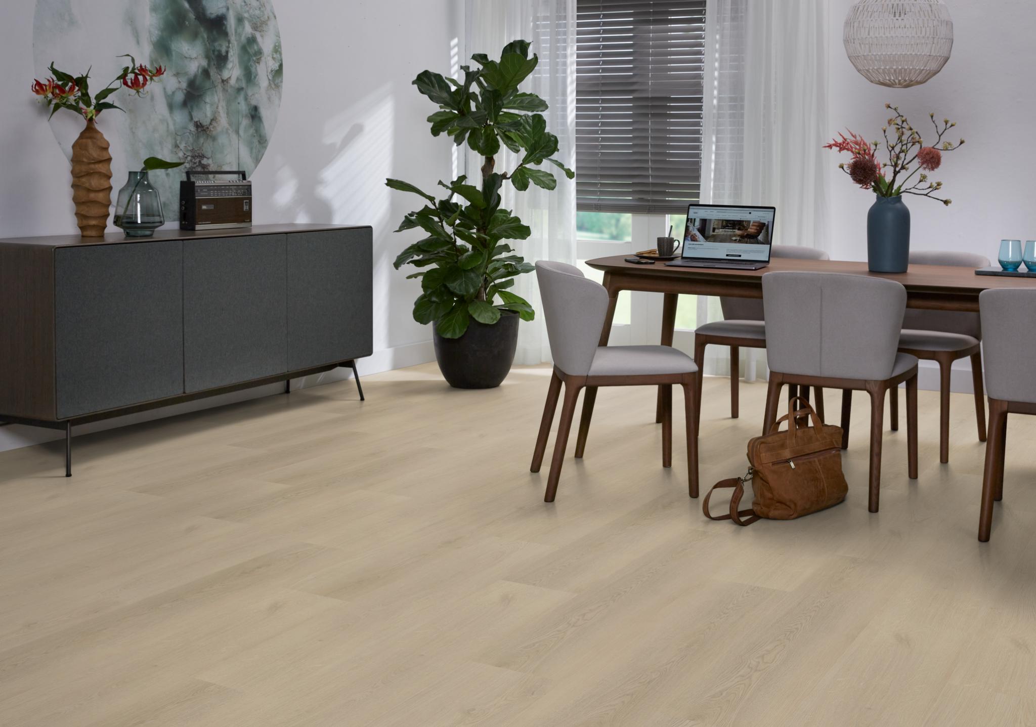 navaro click beige
