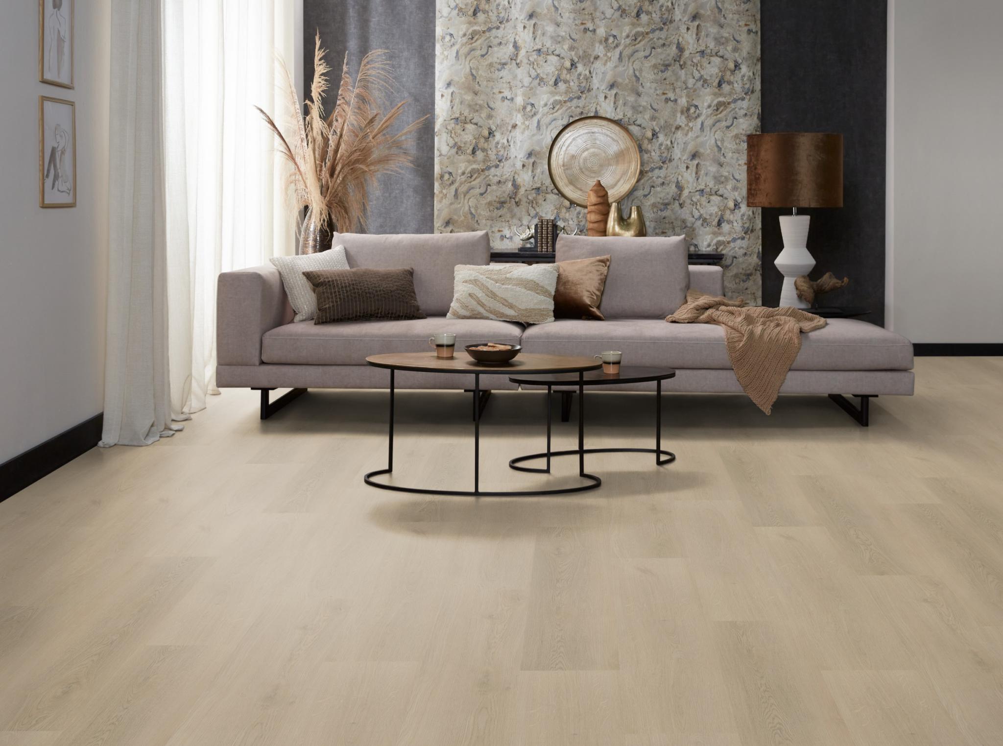 navaro click beige