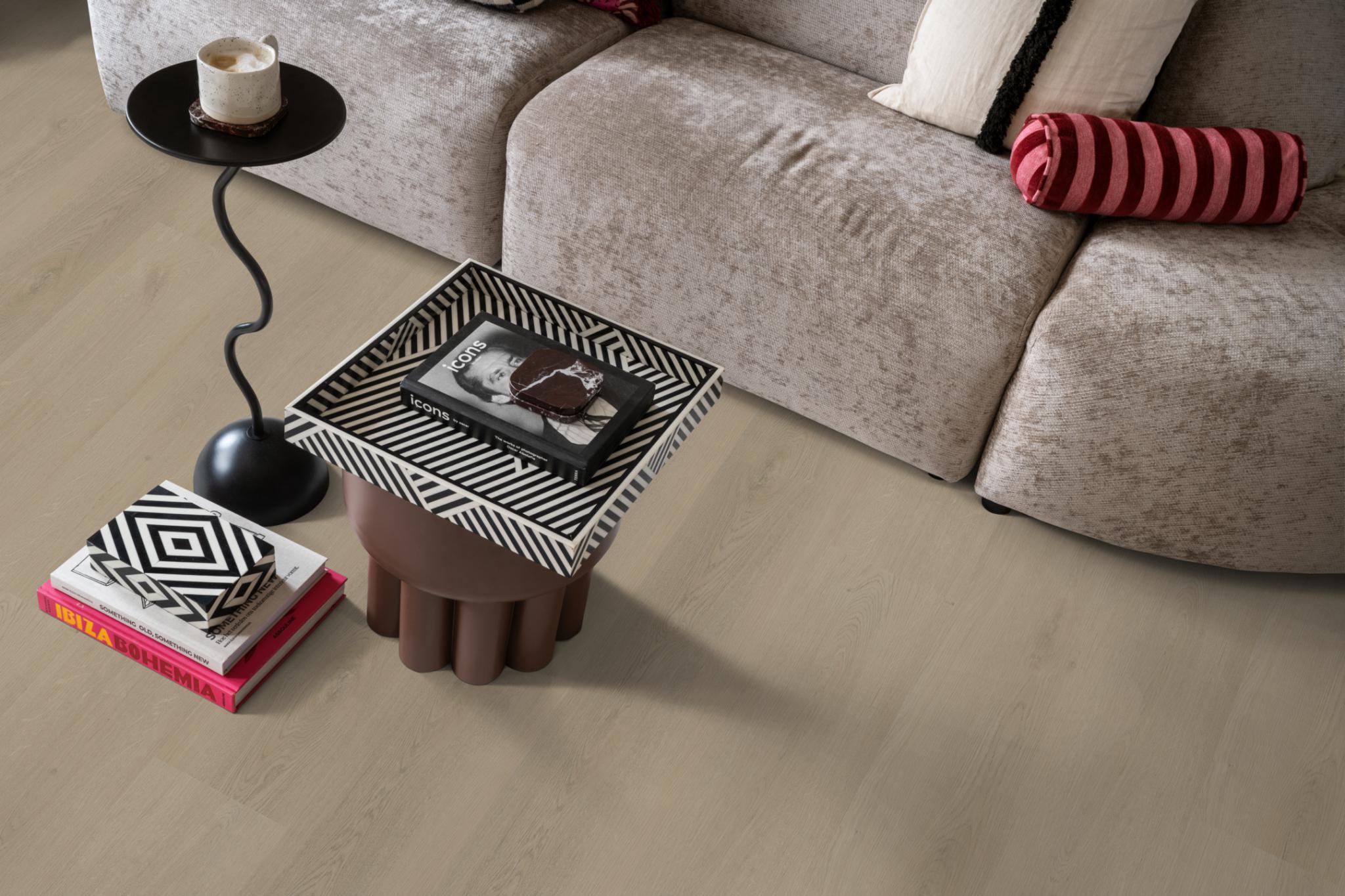 navaro click beige