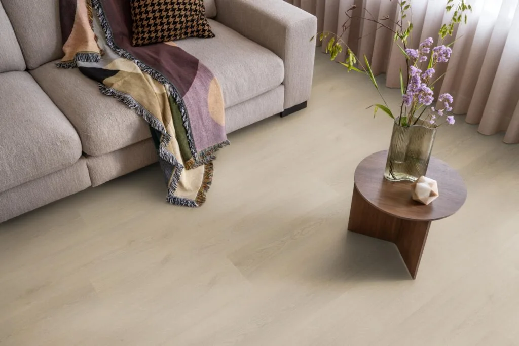 navaro click beige