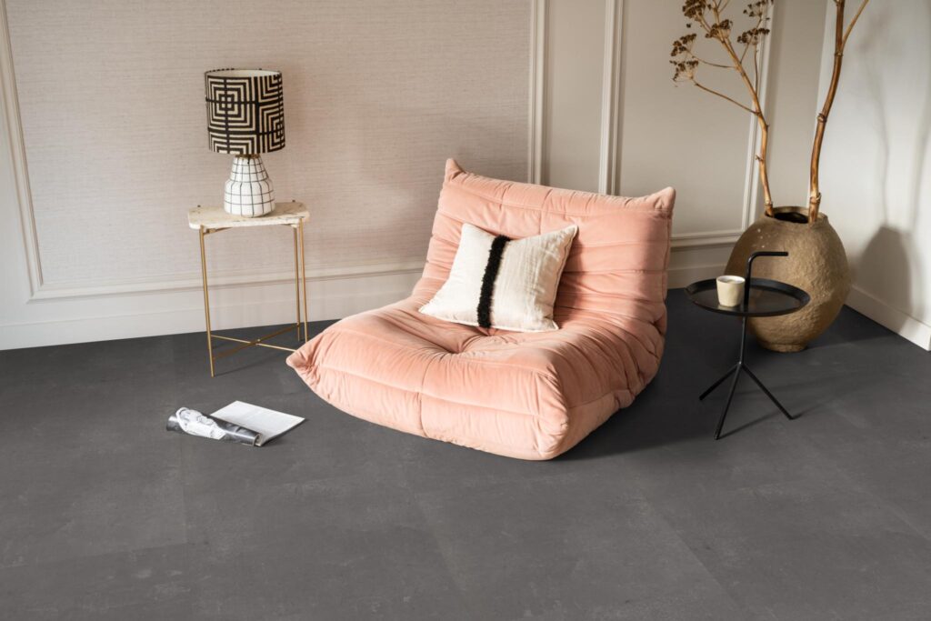 piero xl click src dark grey