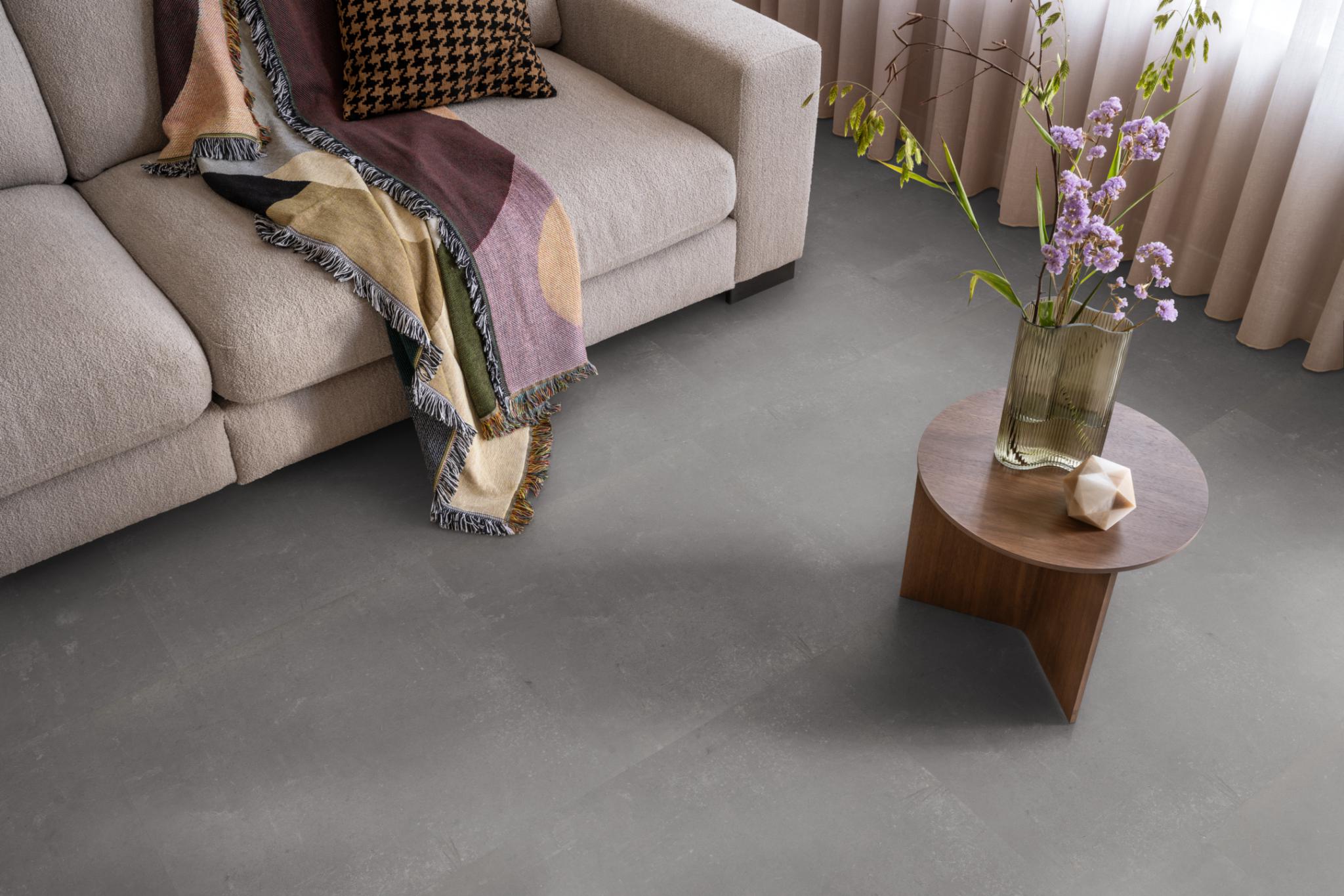 piero xl click src dark grey