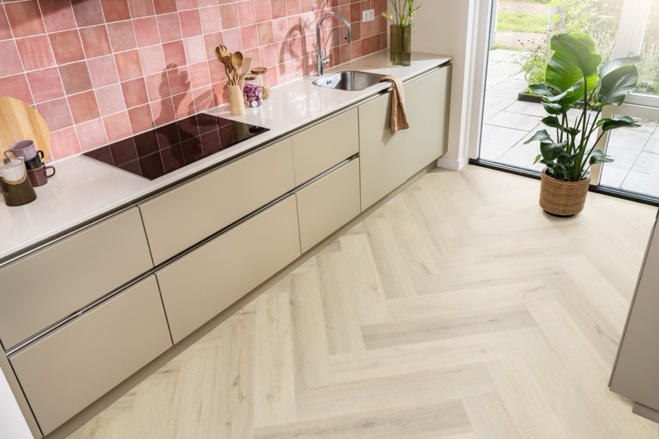 ambiant spigato xl valento visgraat dryback warm beige pvc