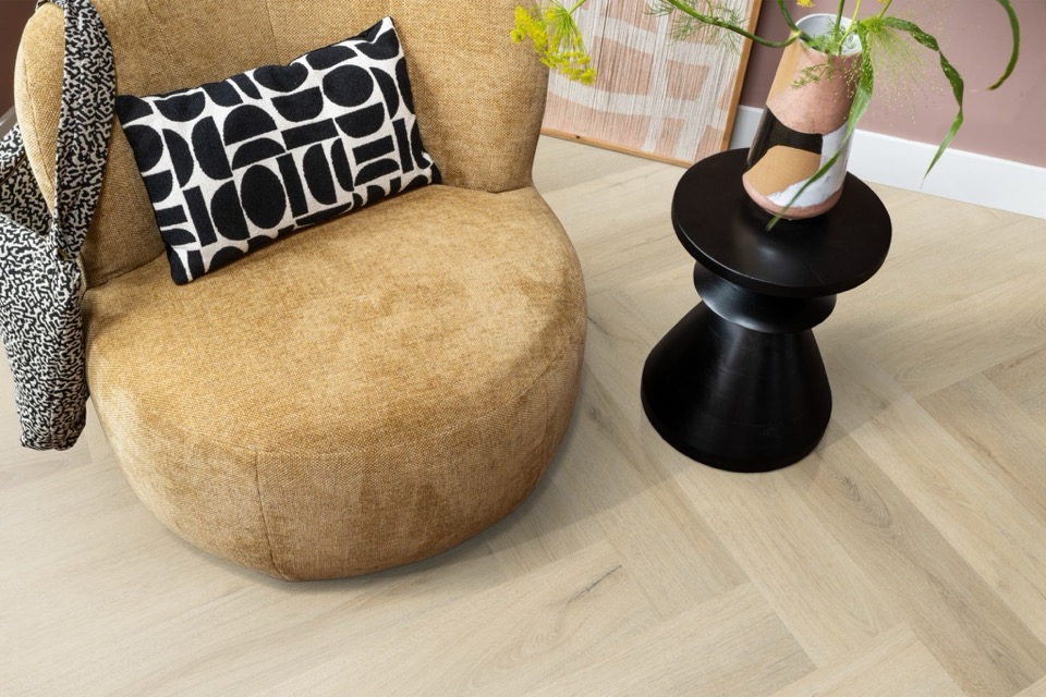 ambiant spigato xl valento visgraat dryback warm beige pvc