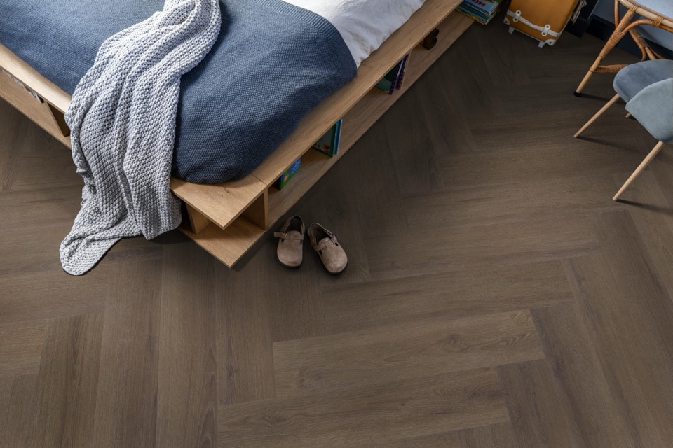 ambiant spigato xl valento visgraat dryback brown pvc