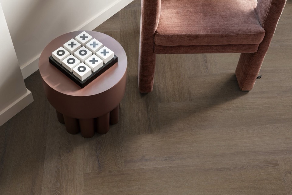 ambiant spigato xl valento visgraat dryback brown pvc