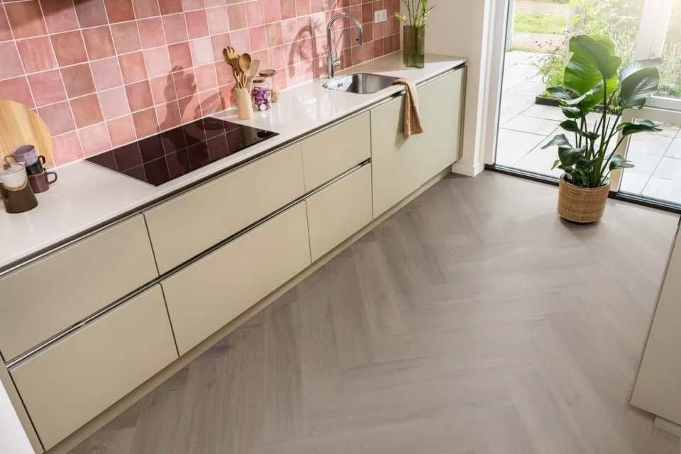 ambiant spigato xl valento visgraat dryback brown pvc