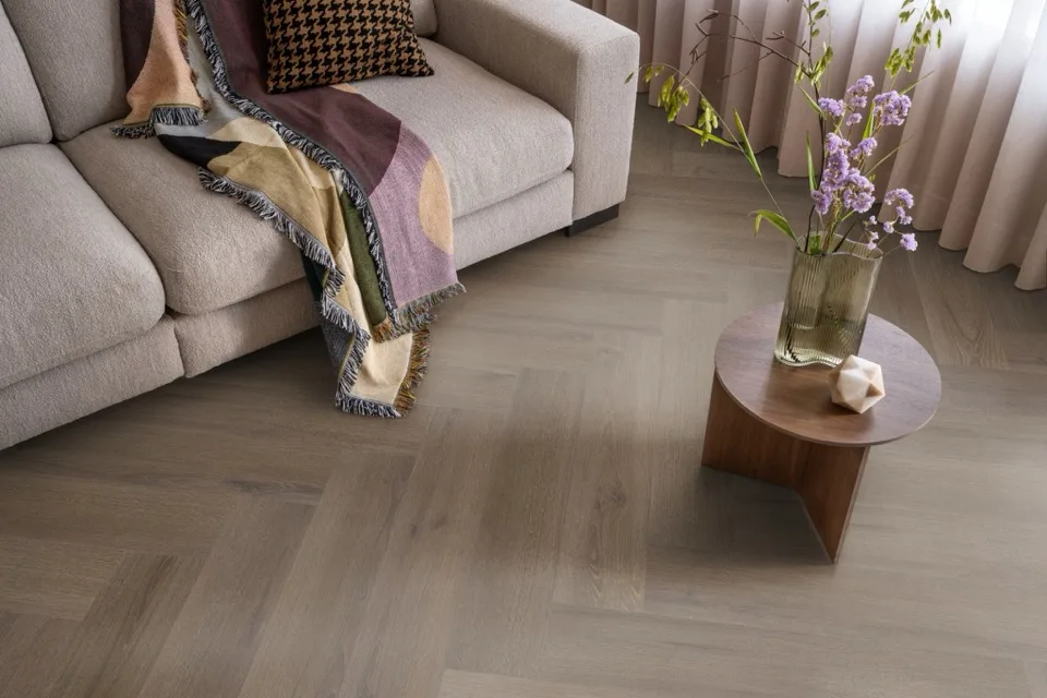 ambiant spigato xl valento visgraat dryback brown pvc