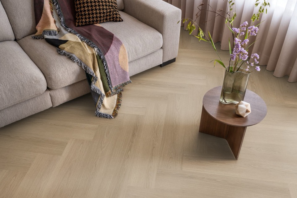 ambiant spigato xl soleno visgraat dryback warm oak pvc