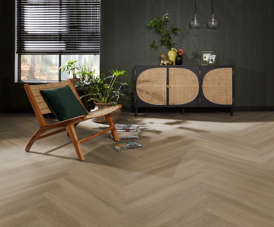 ambiant spigato xl soleno visgraat dryback dark oak pvc