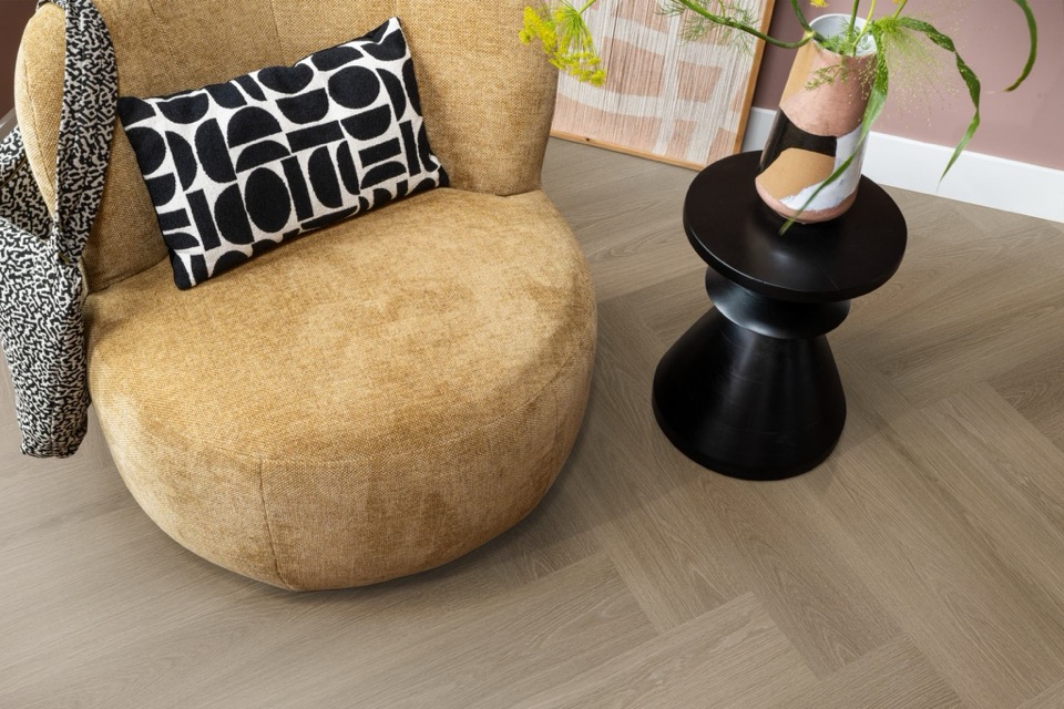 ambiant spigato xl soleno visgraat dryback dark oak pvc