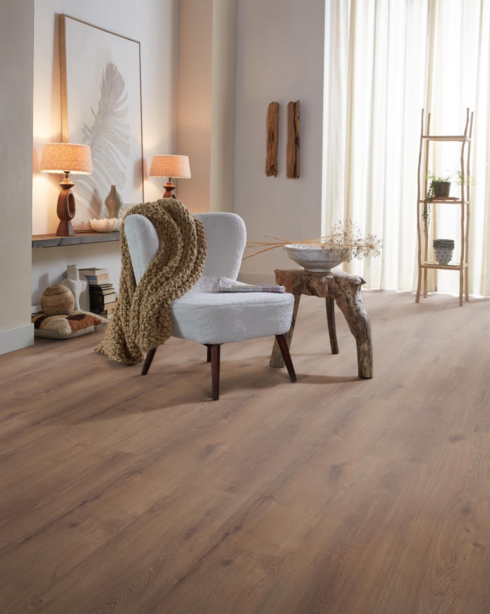 amibant laminaat ingelstad eiken middenbruin