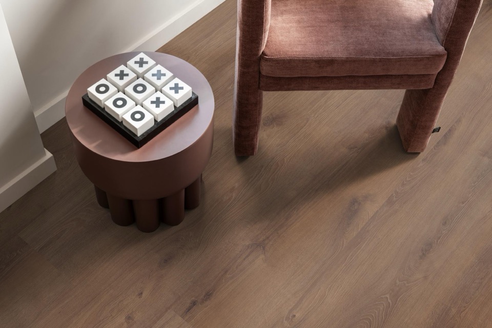 amibant laminaat ingelstad eiken middenbruin