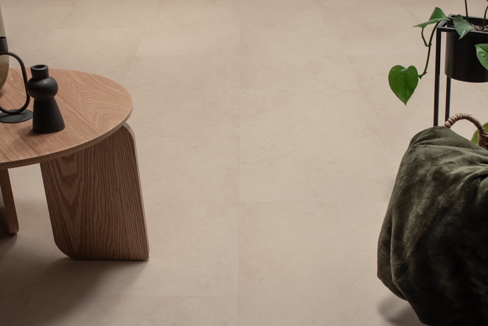 floer tegel click pvc betonlook beige