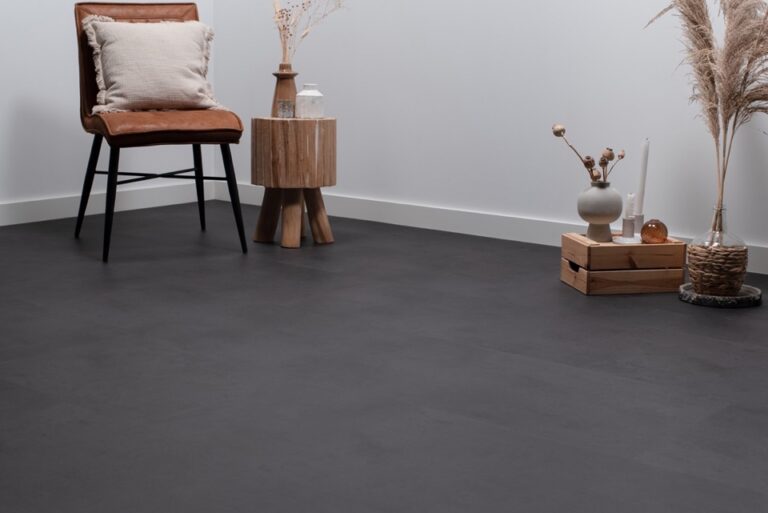 floer tegel click pvc betonlook zwart