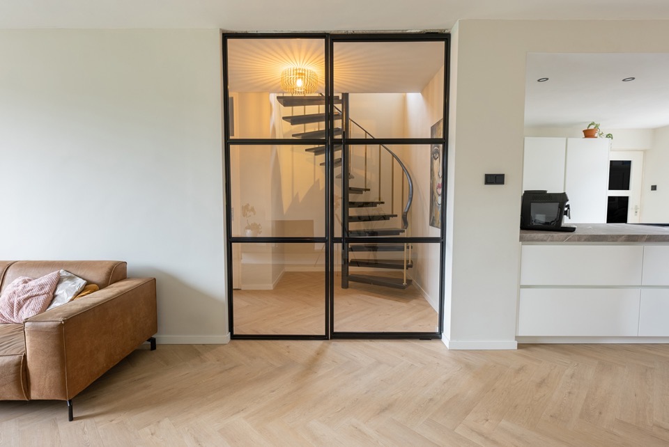 floer walvisgraat click pvc – gaia grijsbeige